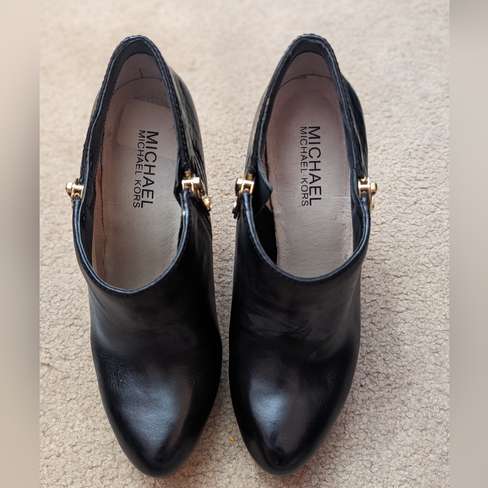Michael Kors heels 👠